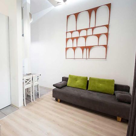 Kyiv White Apartment Exterior photo
